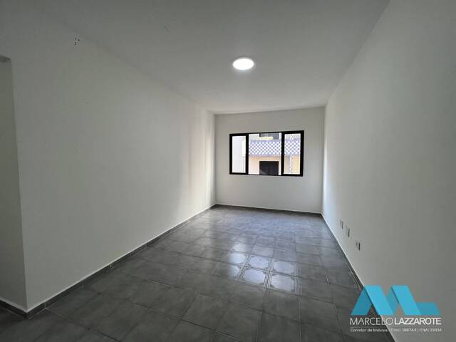 #384 - Apartamento para Venda em Praia Grande - SP