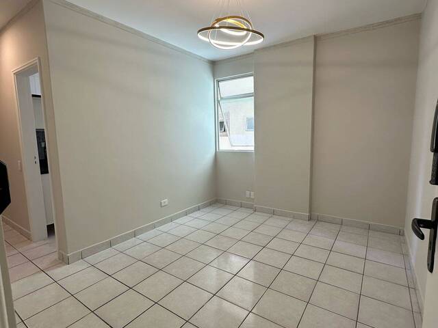 #389 - Apartamento para Venda em Praia Grande - SP