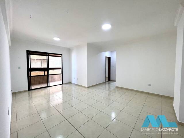 #404 - Apartamento para Venda em Praia Grande - SP
