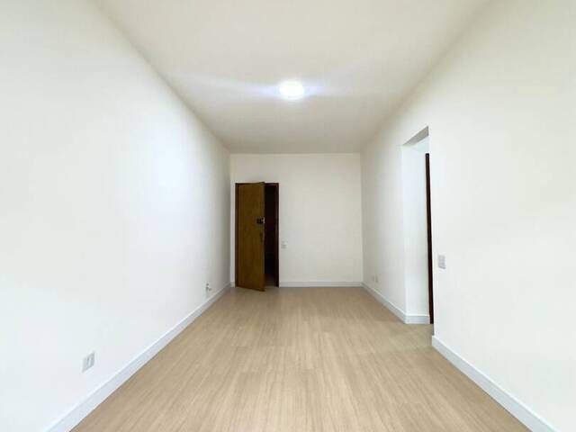 #433 - Apartamento para Venda em Praia Grande - SP