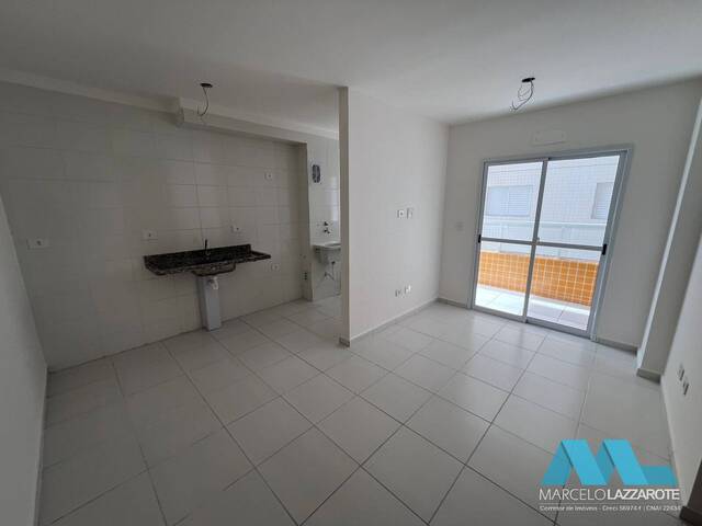 #446 - Apartamento para Venda em Praia Grande - SP