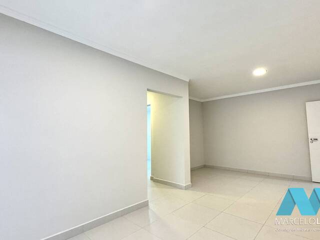 #452 - Apartamento para Venda em Praia Grande - SP