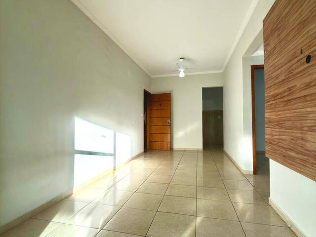 #454 - Apartamento para Venda em Praia Grande - SP