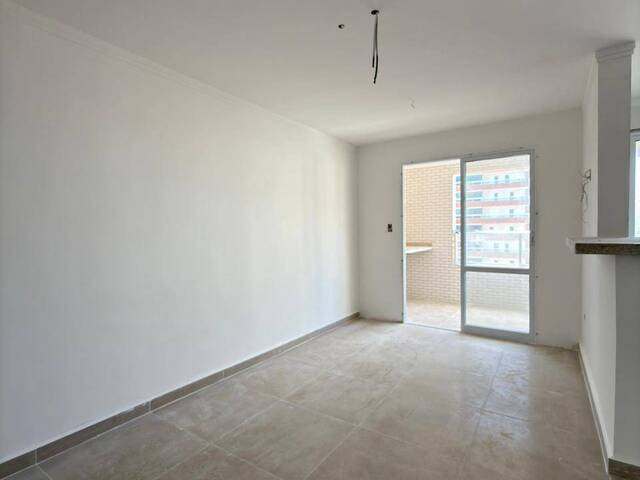 #542 - Apartamento para Venda em Praia Grande - SP