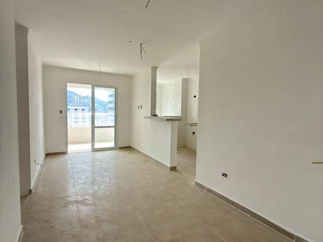 #543 - Apartamento para Venda em Praia Grande - SP