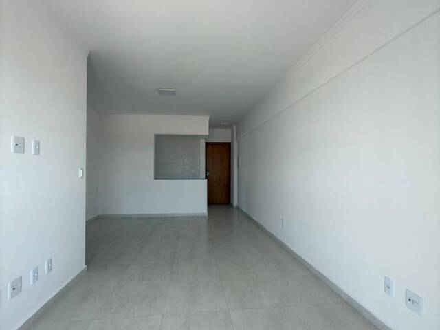 #544 - Apartamento para Venda em Praia Grande - SP