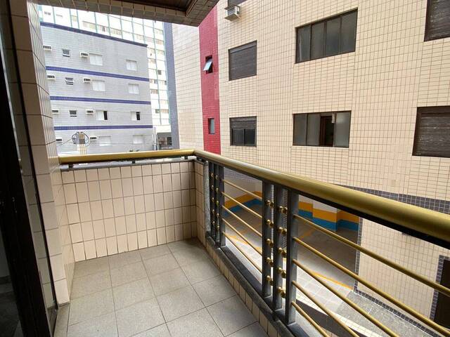 #559 - Apartamento para Venda em Praia Grande - SP