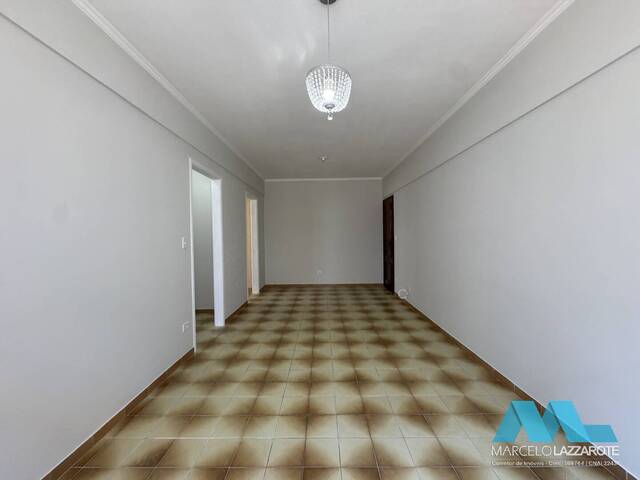 #560 - Apartamento para Venda em Praia Grande - SP