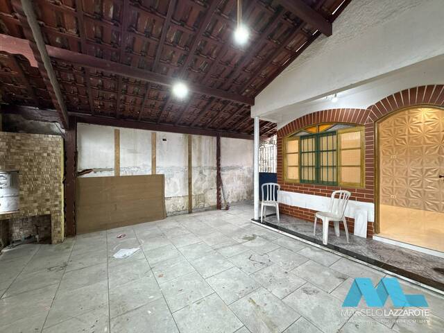 #563 - Casa para Venda em Praia Grande - SP