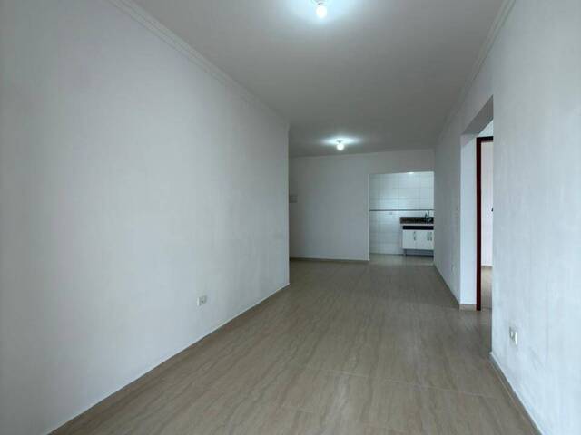 #571 - Apartamento para Venda em Praia Grande - SP