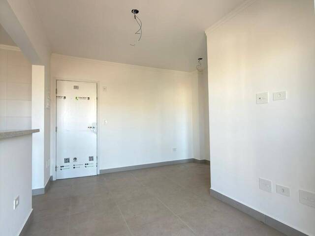 #576 - Apartamento para Venda em Praia Grande - SP