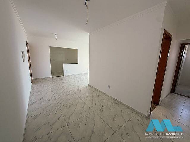 #591 - Apartamento para Venda em Praia Grande - SP