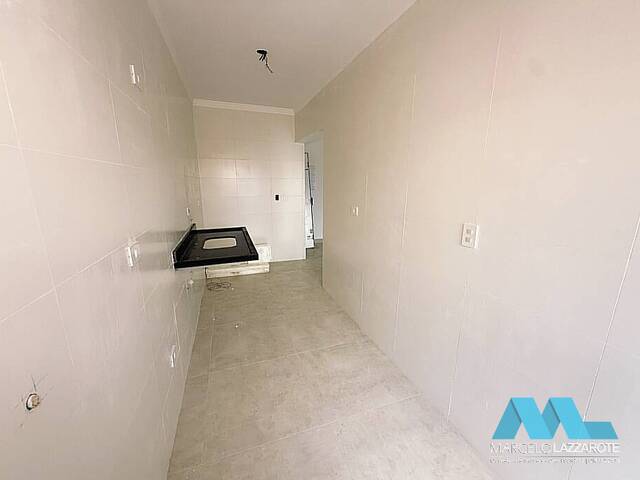 Apartamento para Venda em Praia Grande - 5