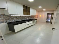 Apartamento para Venda em Santos - 4